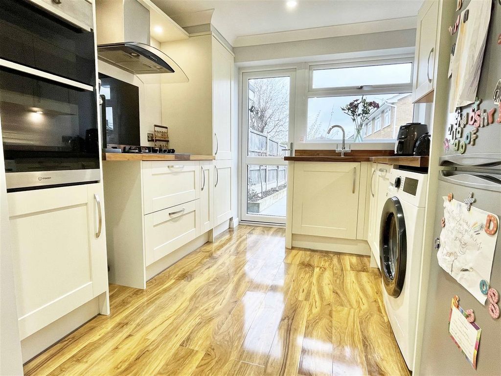 Property photo 3 of 25 K1.Jpg