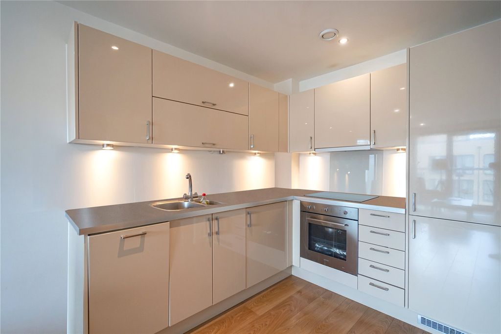 Property photo 2 of 13 Picture No. 07