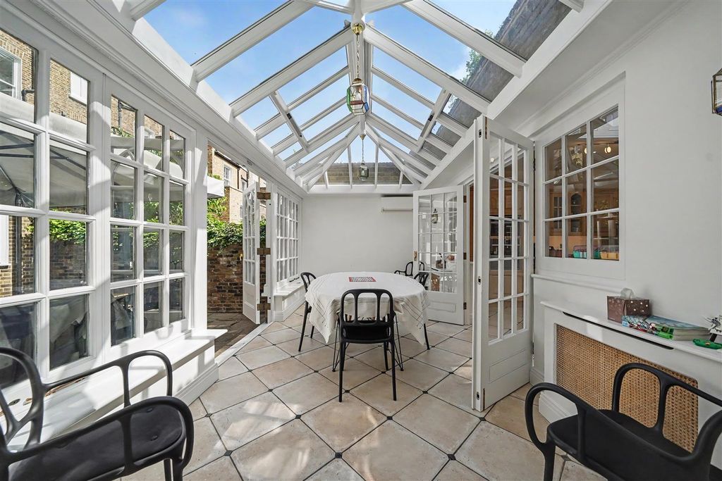 Property photo 3 of 6 5 The Lane Nw8 0Pn-No Watermark-8.Jpg