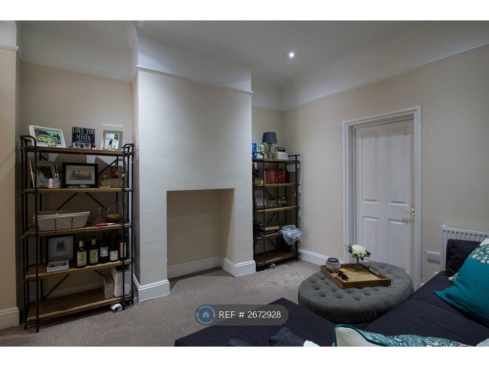 Property photo 3 of 6 Living / Reception Room