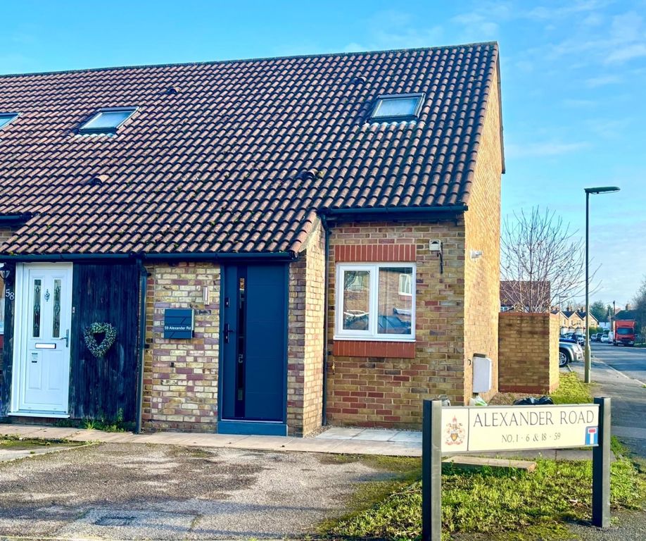 Property photo 1 of 6 Front