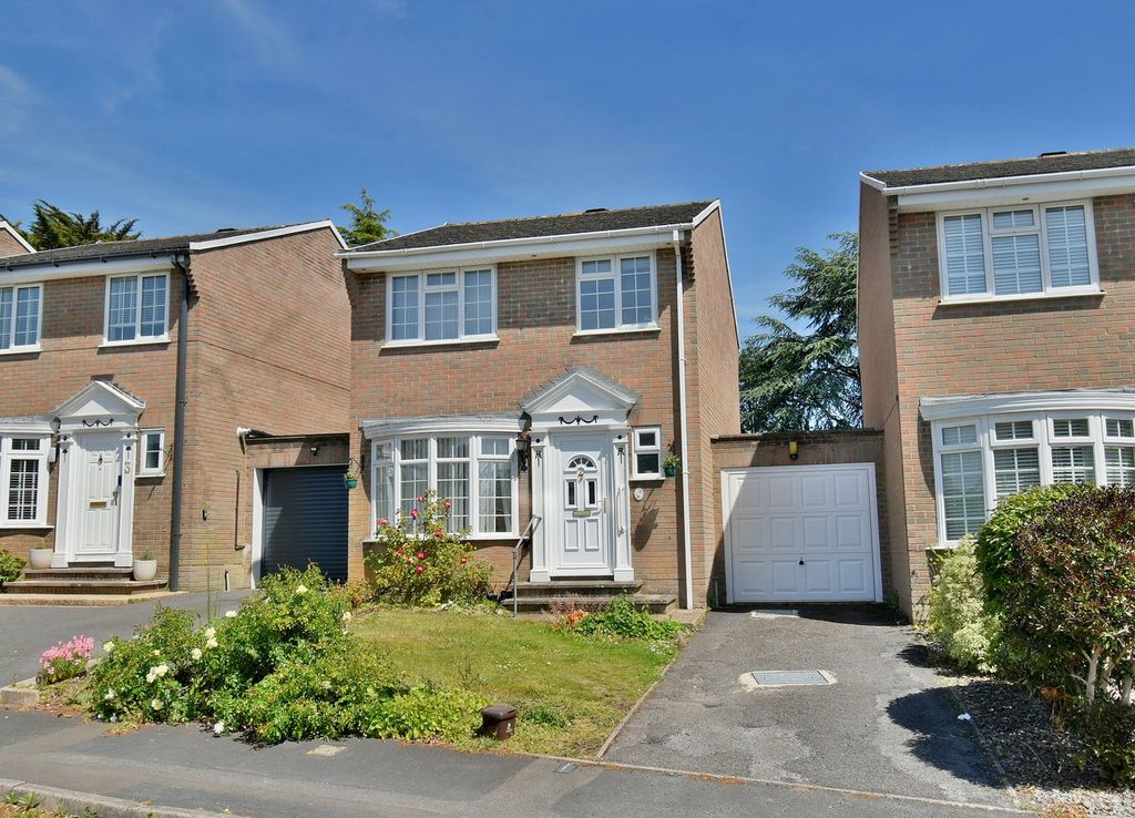 Property photo 1 of 23