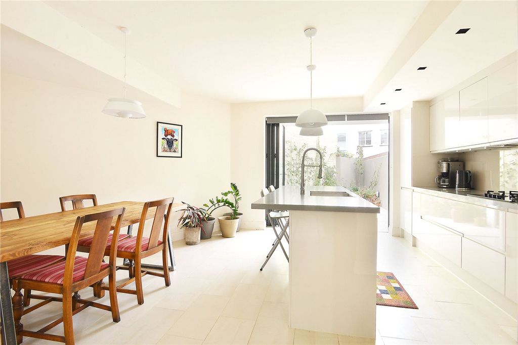 Property photo 1 of 14 Kitchen-Diner