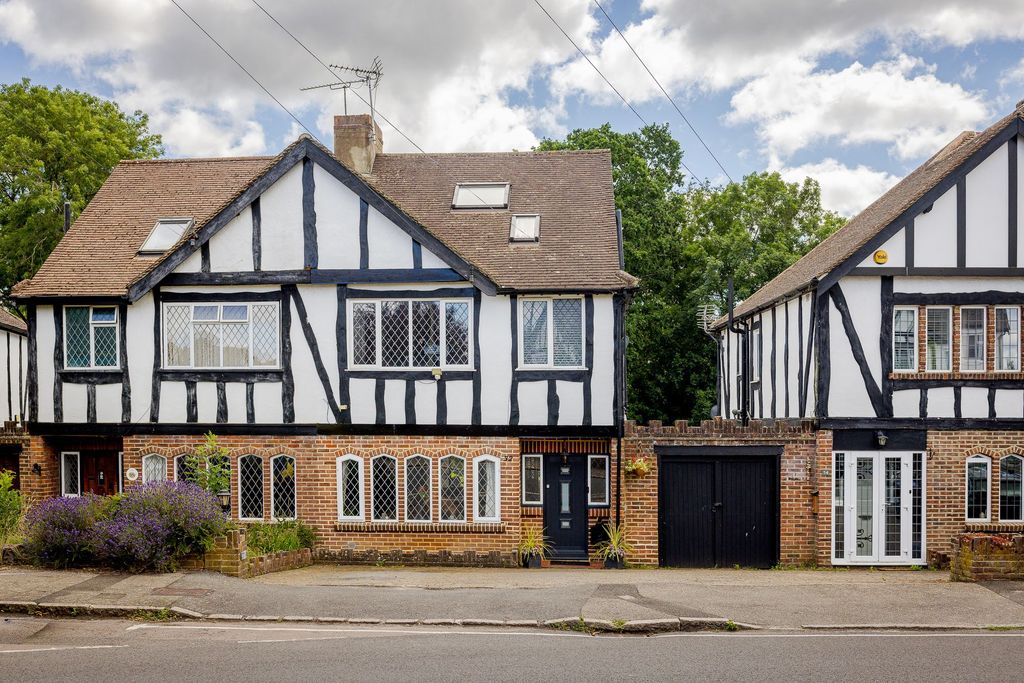 Property photo 1 of 19