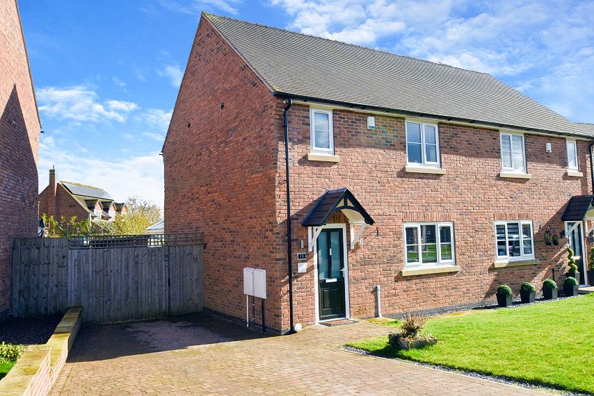 Property photo 1 of 27 Front Aspect 1