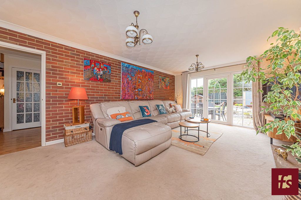 Property photo 2 of 38