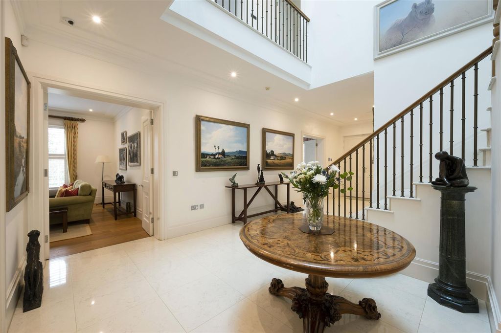 Property photo 2 of 39 Mavambo-13.Jpg