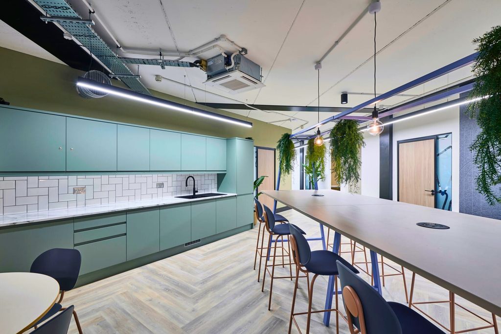 Property photo 3 of 6