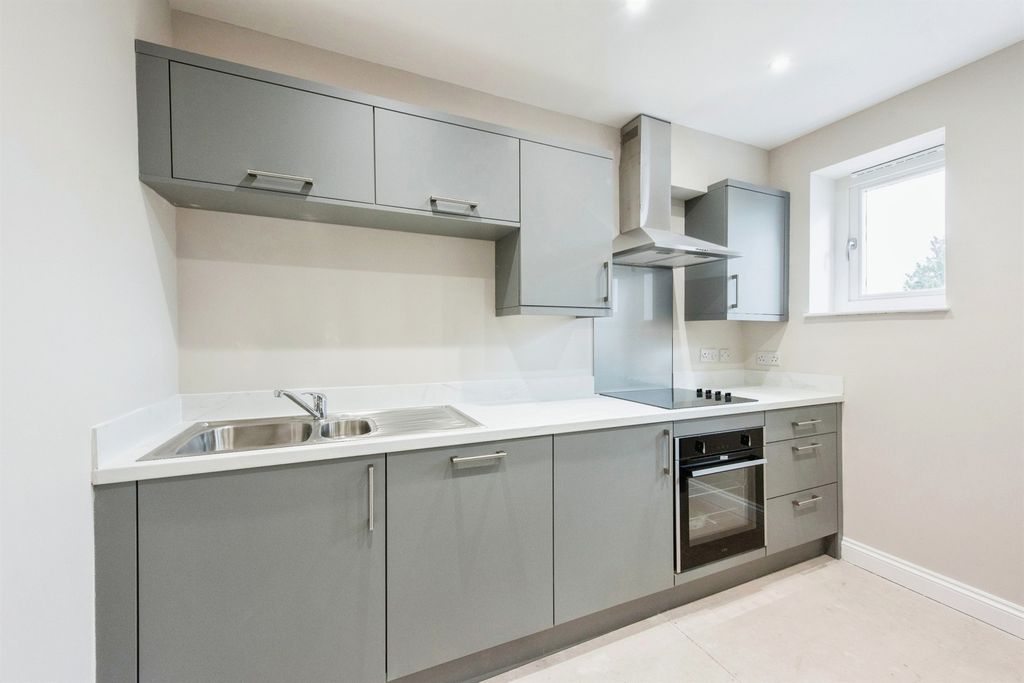 Property photo 2 of 16 Image