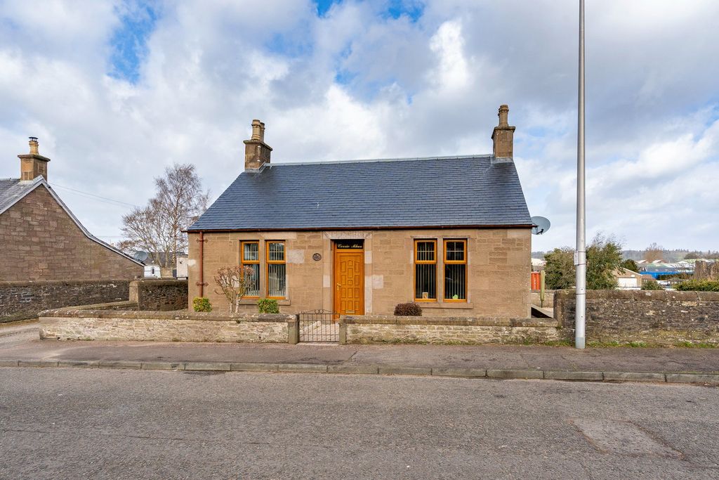 Property photo 1 of 37