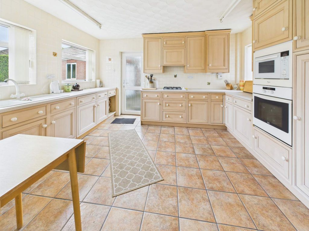 Property photo 2 of 28 Kitchen-Breakfast Room