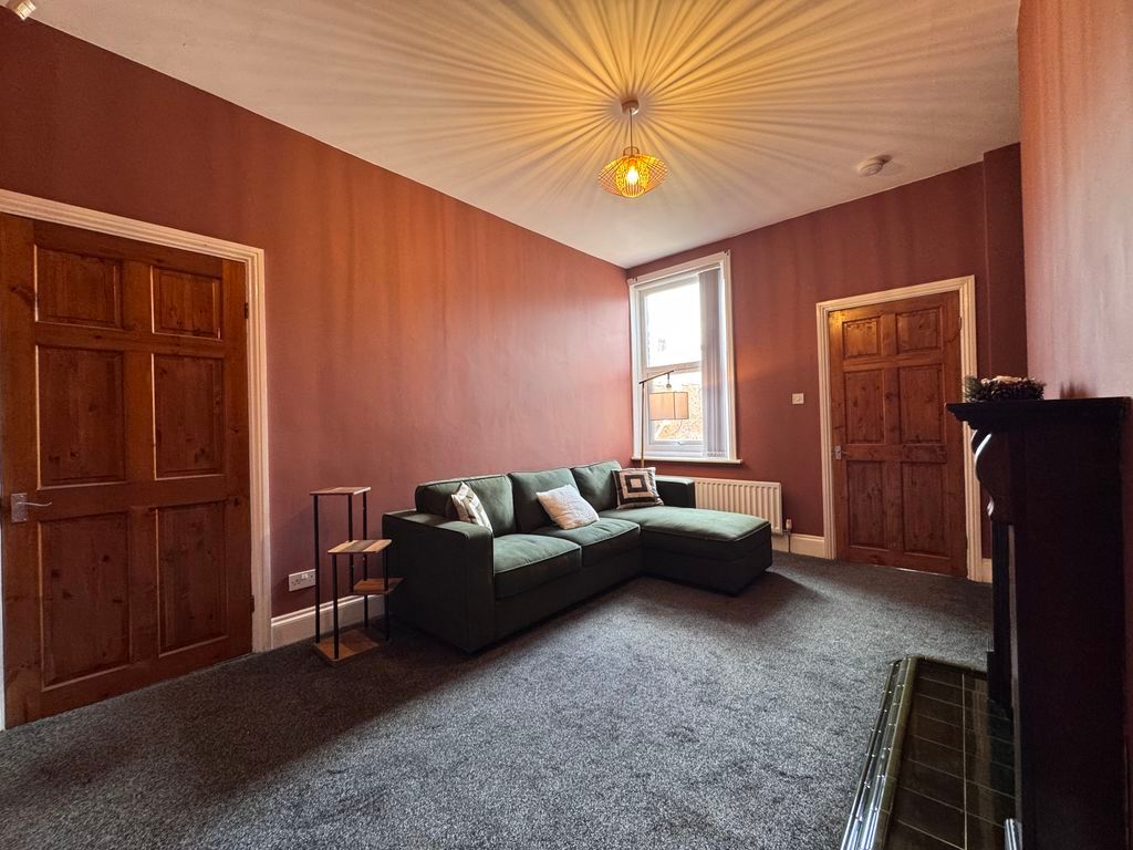 Property photo 3 of 18 Photo 12