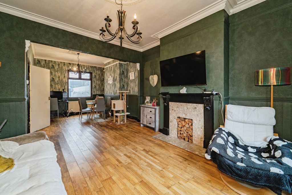 Property photo 1 of 20 Pbox-Img.Jpg