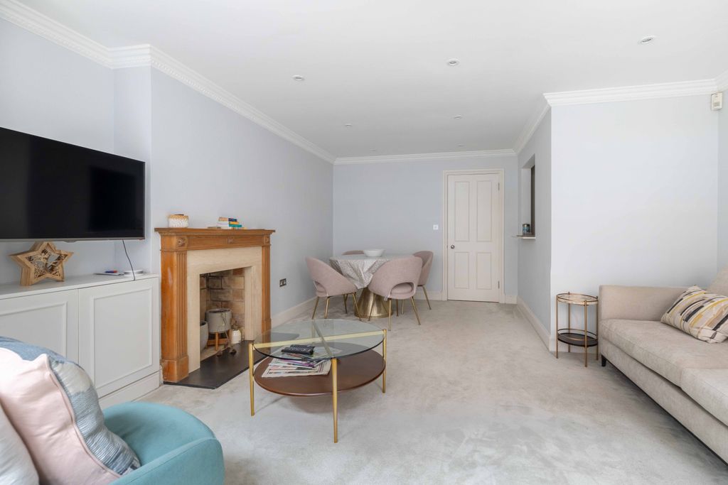 Property photo 2 of 15 Picture 2