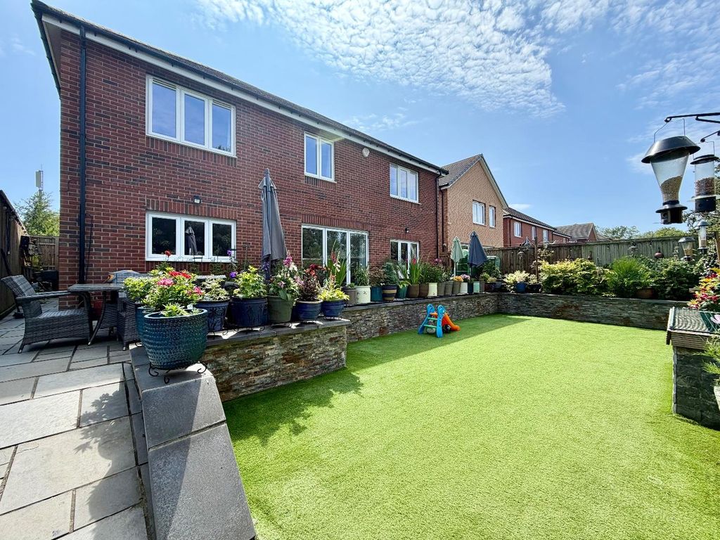 Property photo 3 of 22