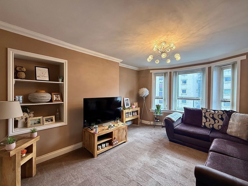 Property photo 2 of 16 Photo 5