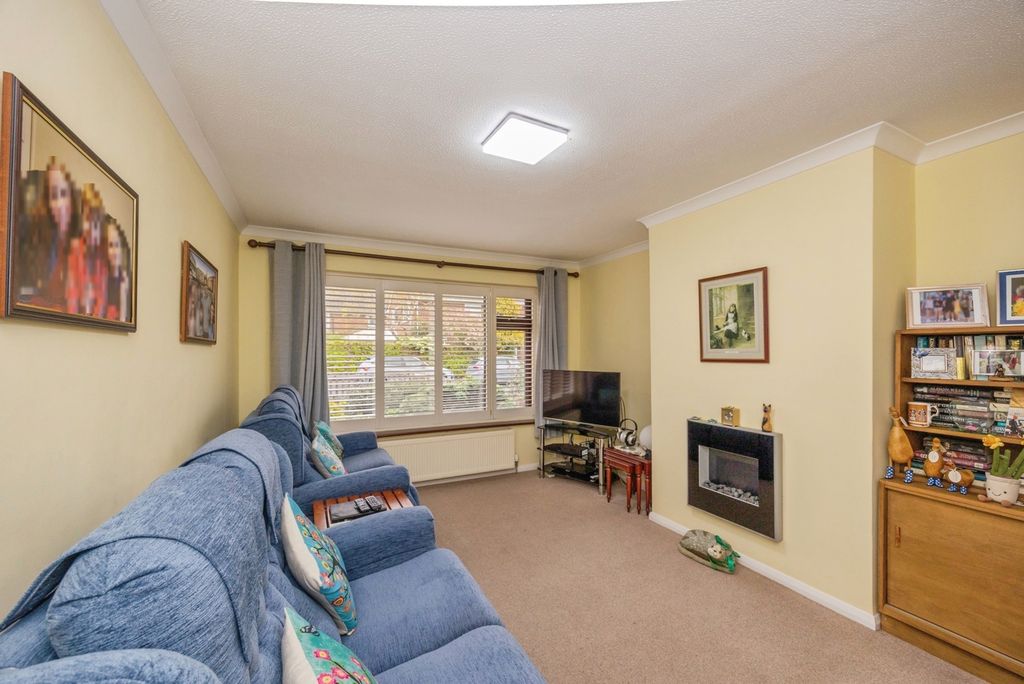 Property photo 3 of 23 Pbox-Img.Jpg