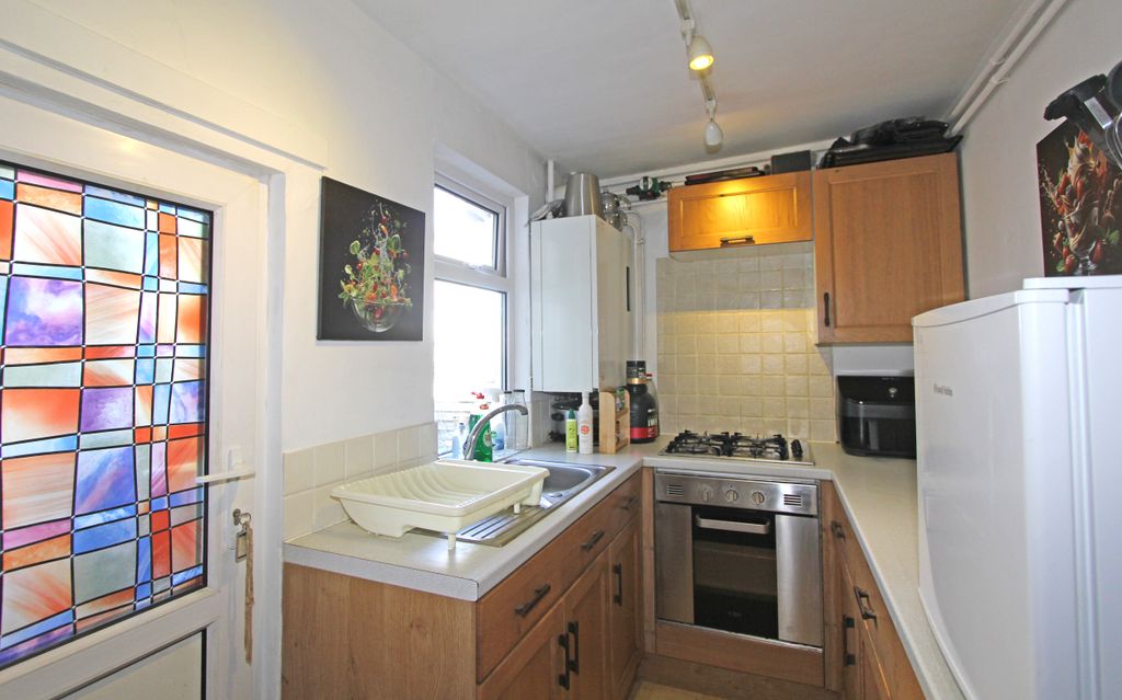 Property photo 3 of 5