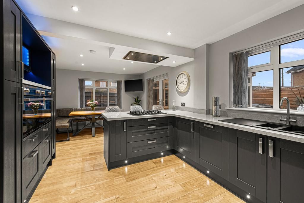 Property photo 2 of 27 Photo 2