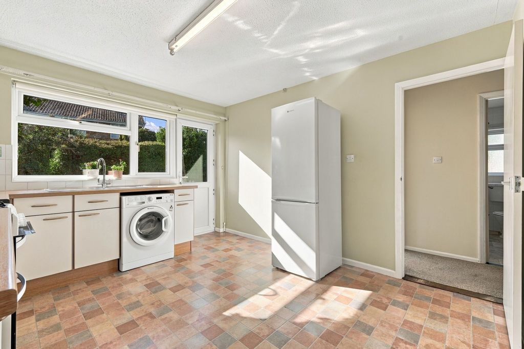 Property photo 3 of 15