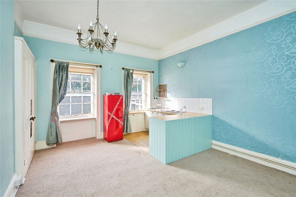 Property photo 3 of 16 Picture No. 14