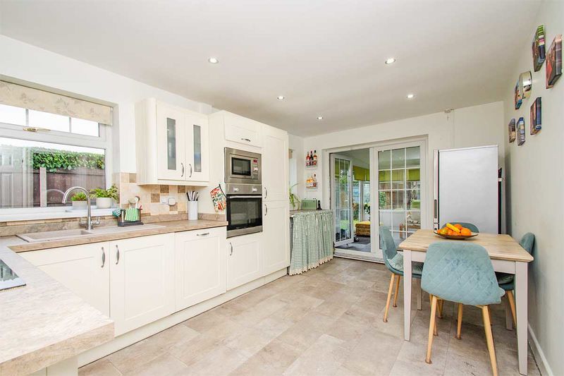 Property photo 2 of 20 Photo 9