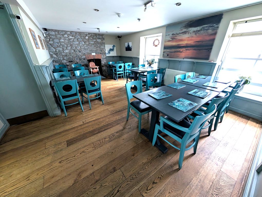 Property photo 2 of 8