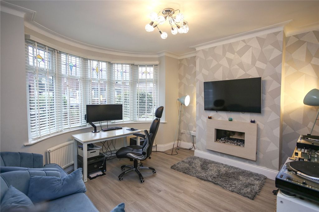 Property photo 2 of 26 Picture No. 08