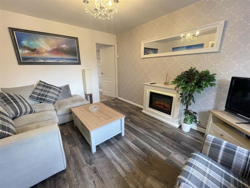 Property photo 3 of 16 Img_8365 (1).Jpg