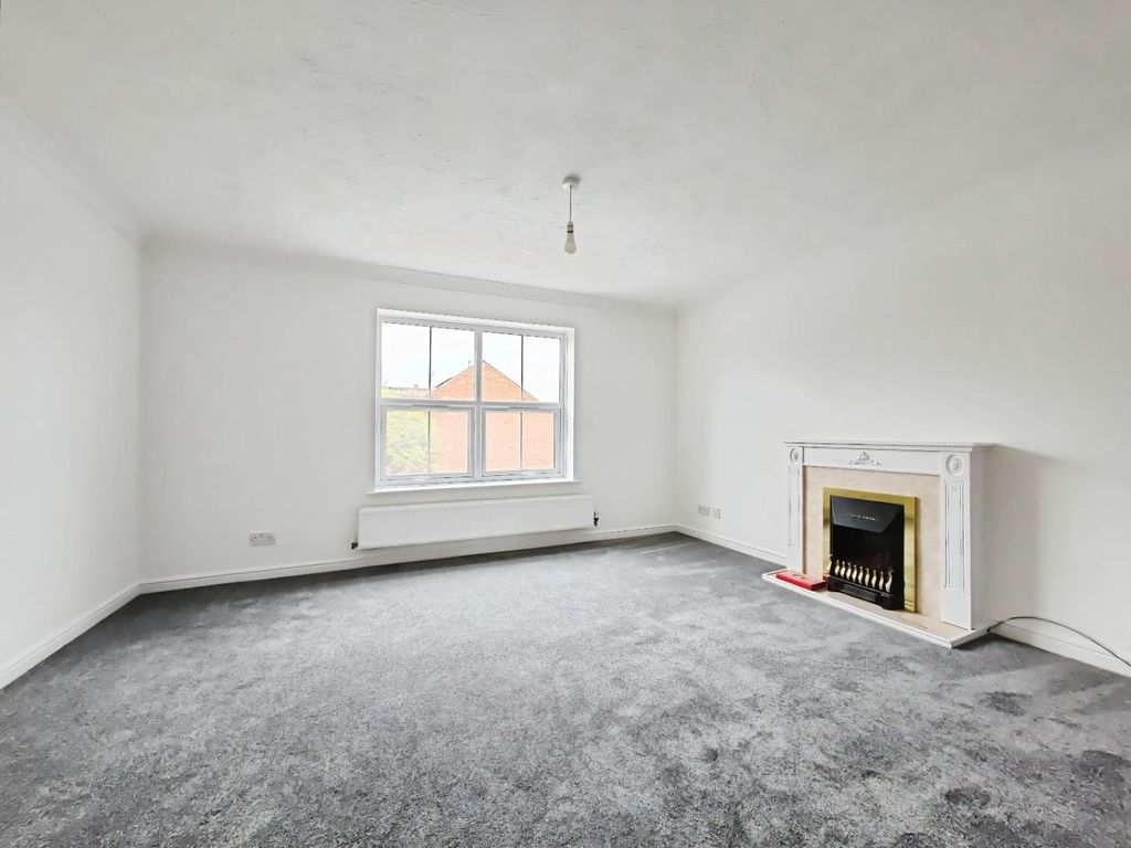 Property photo 2 of 16 699Dfa96-1000003052.Jpg