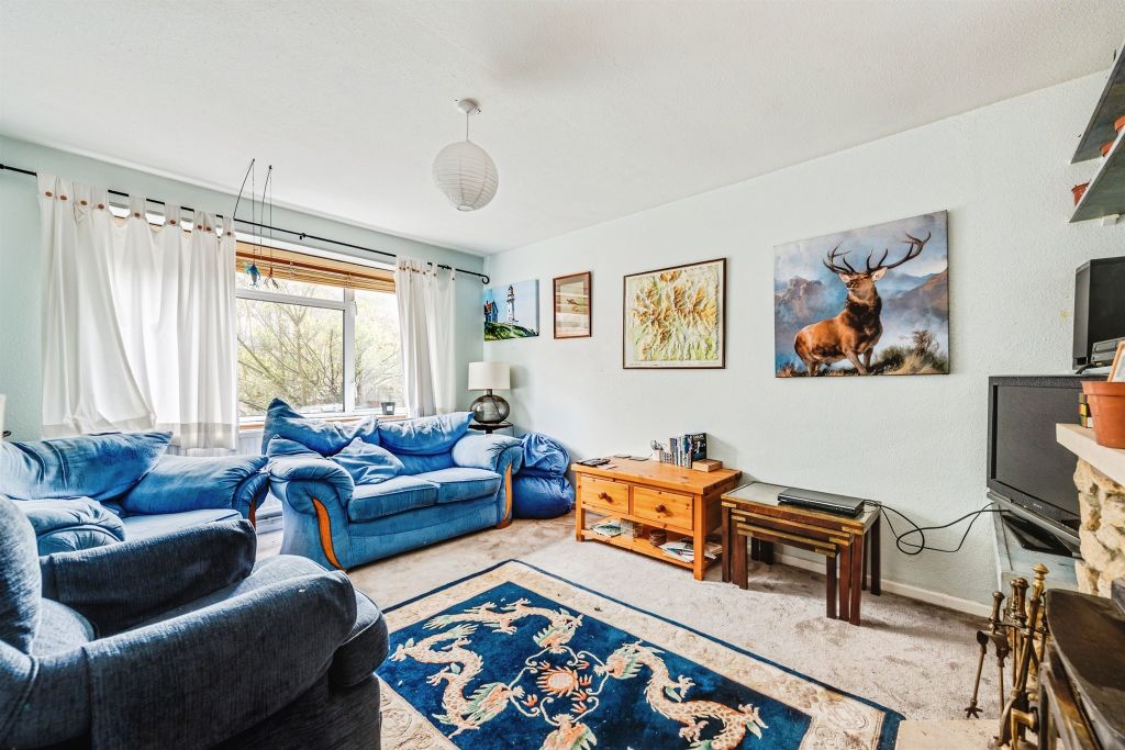 Property photo 3 of 13