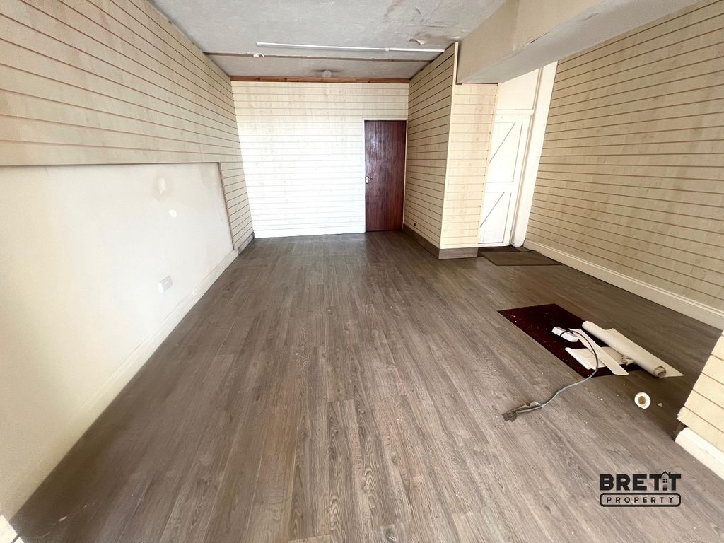 Property photo 3 of 7 Not Specified