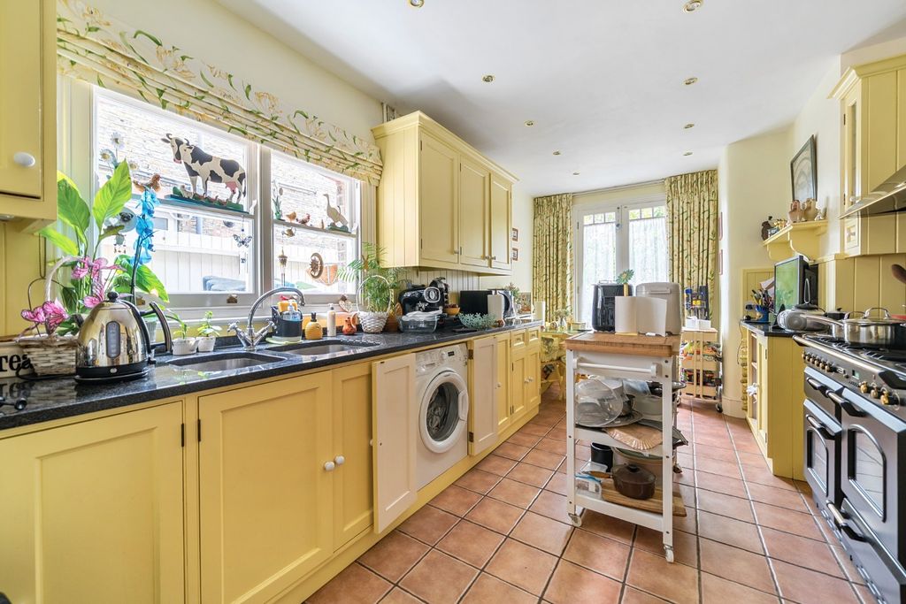 Property photo 2 of 11 Picture No. 11