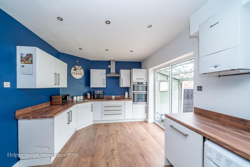 Property photo 3 of 27 Webbs-9.Jpg