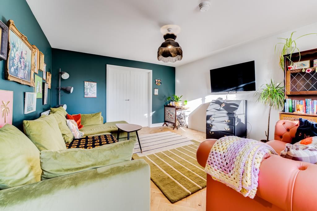 Property photo 2 of 41 1 Eastwood Avenue, Barton Seagrave-32.Jpg