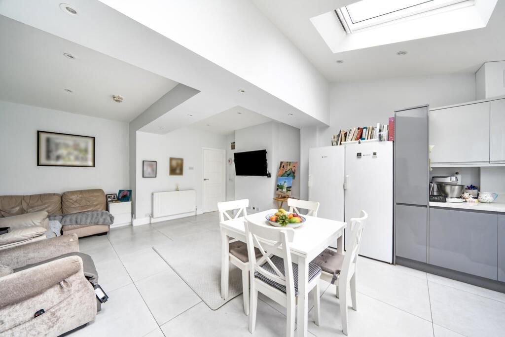 Property photo 2 of 14 Davidson Frost-Wellings, Dfw, Beverley Gardens, Ha