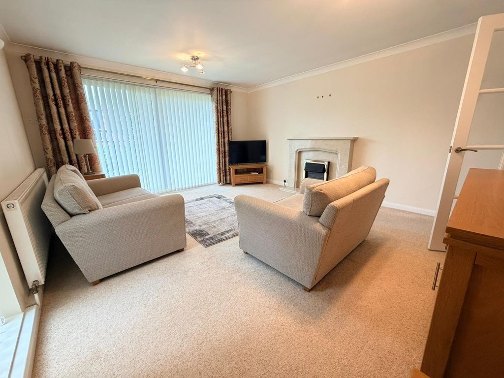 Property photo 3 of 12 Picture No. 09