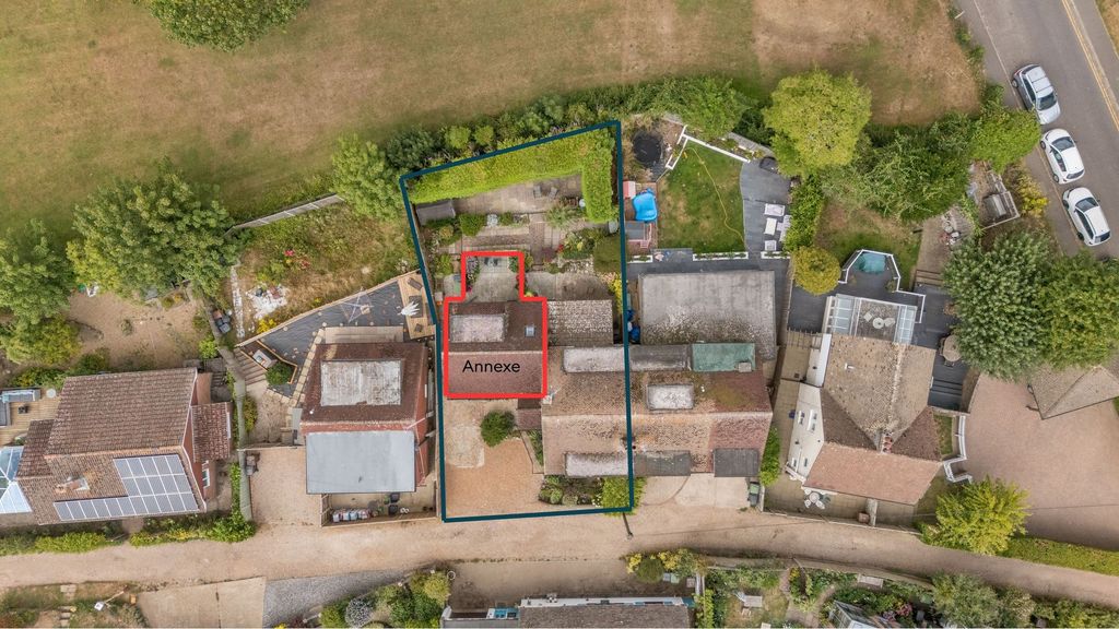 Property photo 1 of 17 Birds Eye - Annexe & Main House
