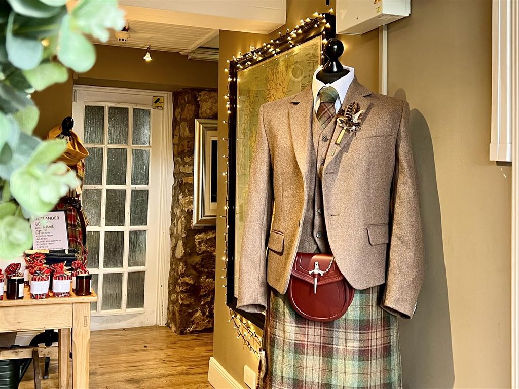 Property photo 2 of 28 Balgonie Kilts, Fife