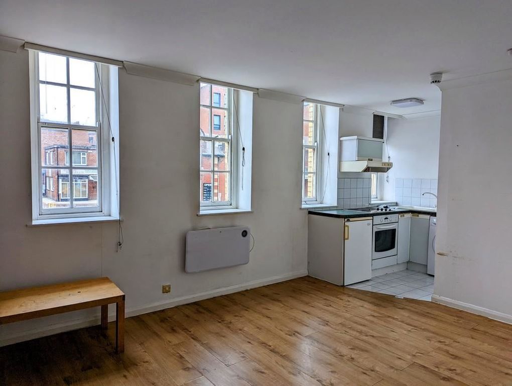 Property photo 2 of 8