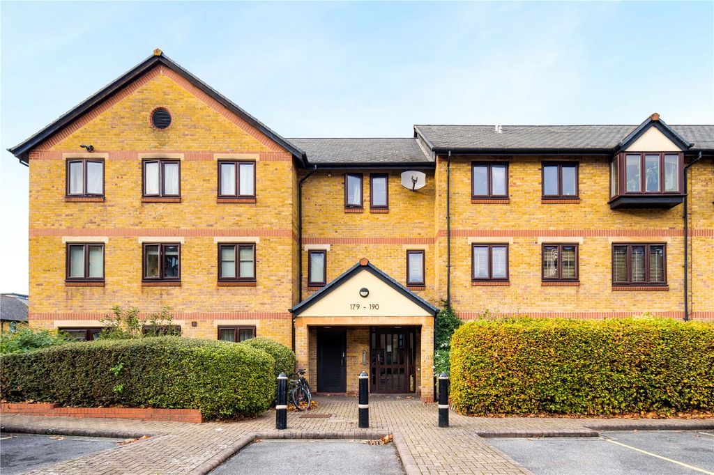 Property photo 1 of 15 Exterior