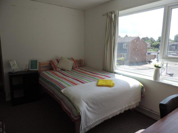 Property photo 1 of 5 15, Clement Close Bedroom 1.Jpg