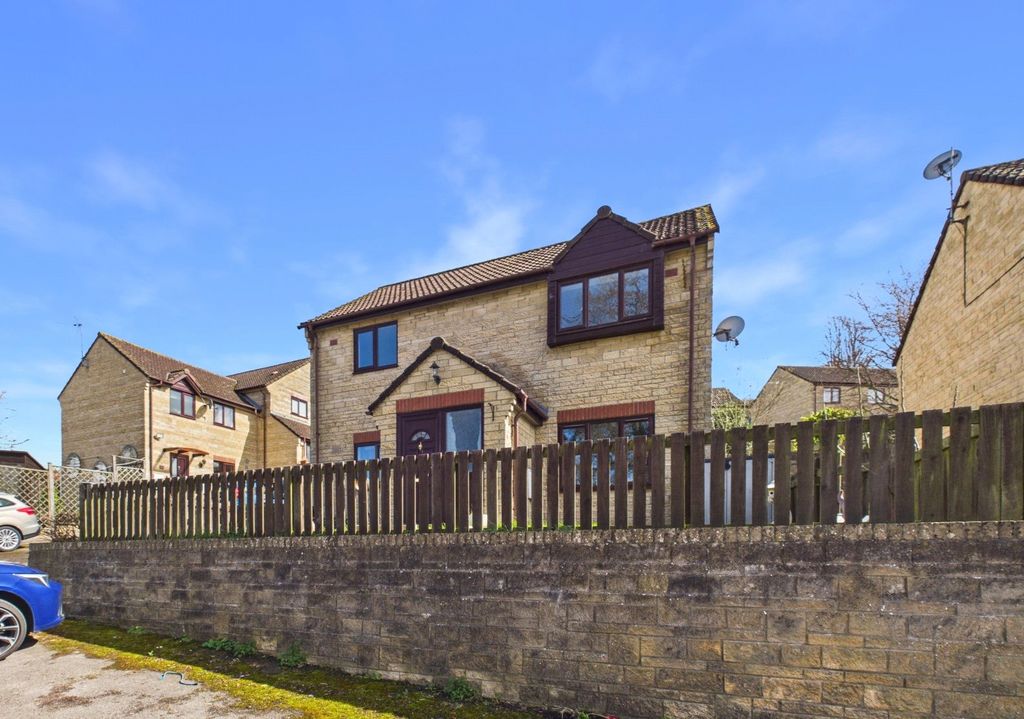 Property photo 1 of 16 Picture No. 17