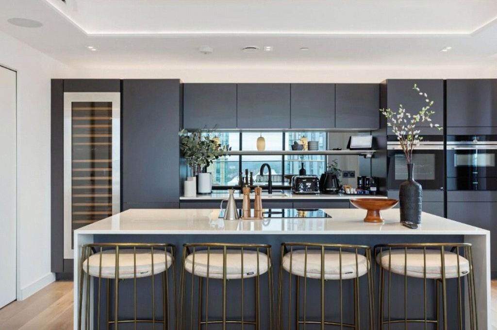 Property photo 2 of 10 Picture No. 12