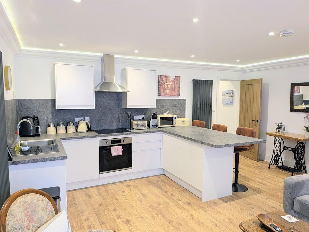 Property photo 1 of 3 Pxl_20251010_114715388~2.Jpg