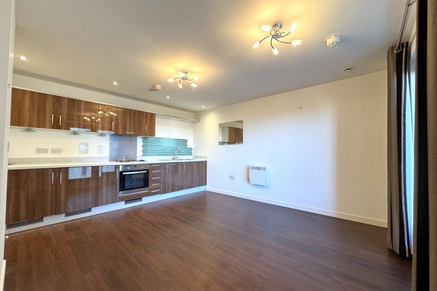 Property photo 2 of 6