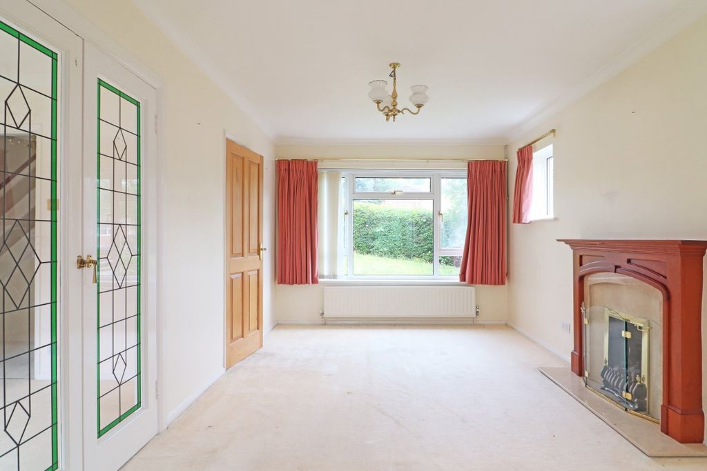 Property photo 2 of 11