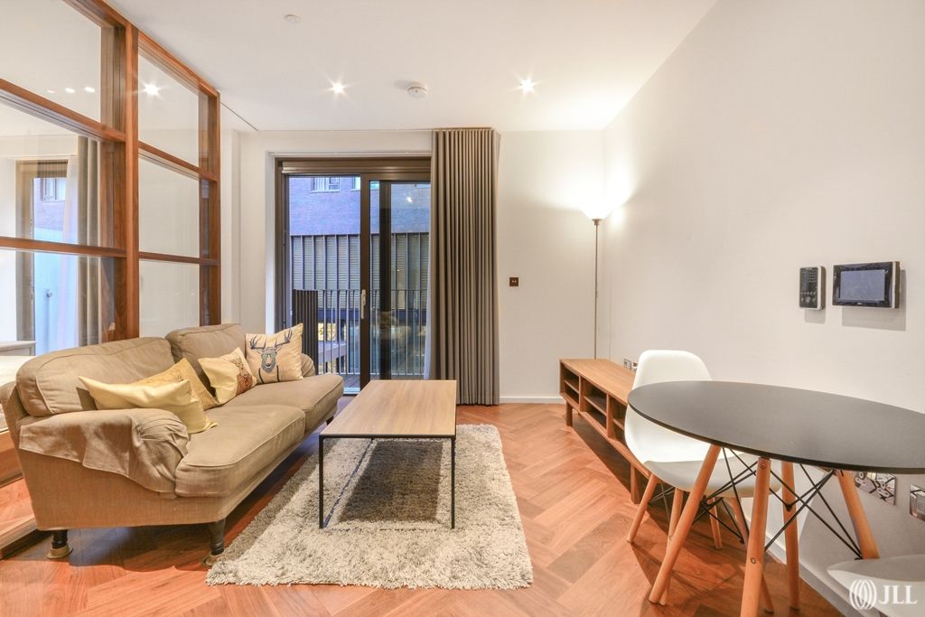 Property photo 1 of 13 Reception