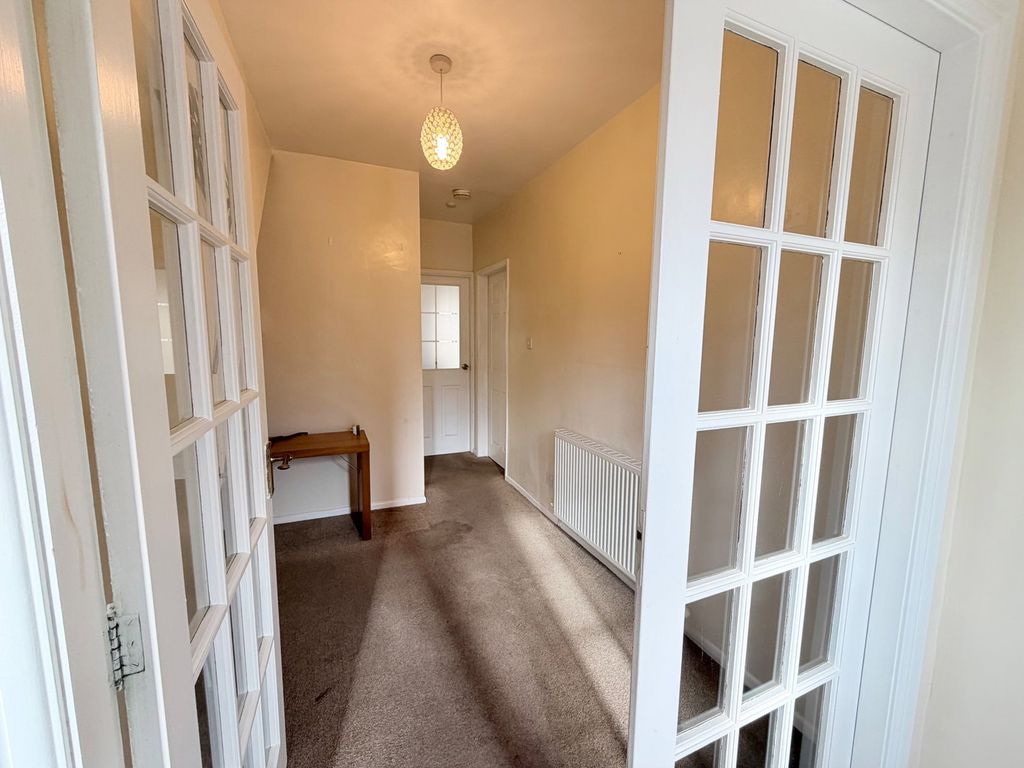 Property photo 3 of 31