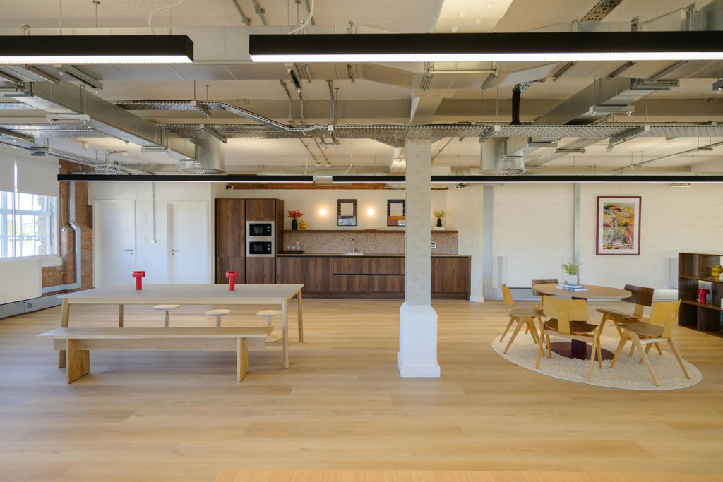 Property photo 2 of 27 Highresdsc_5192.Jpg